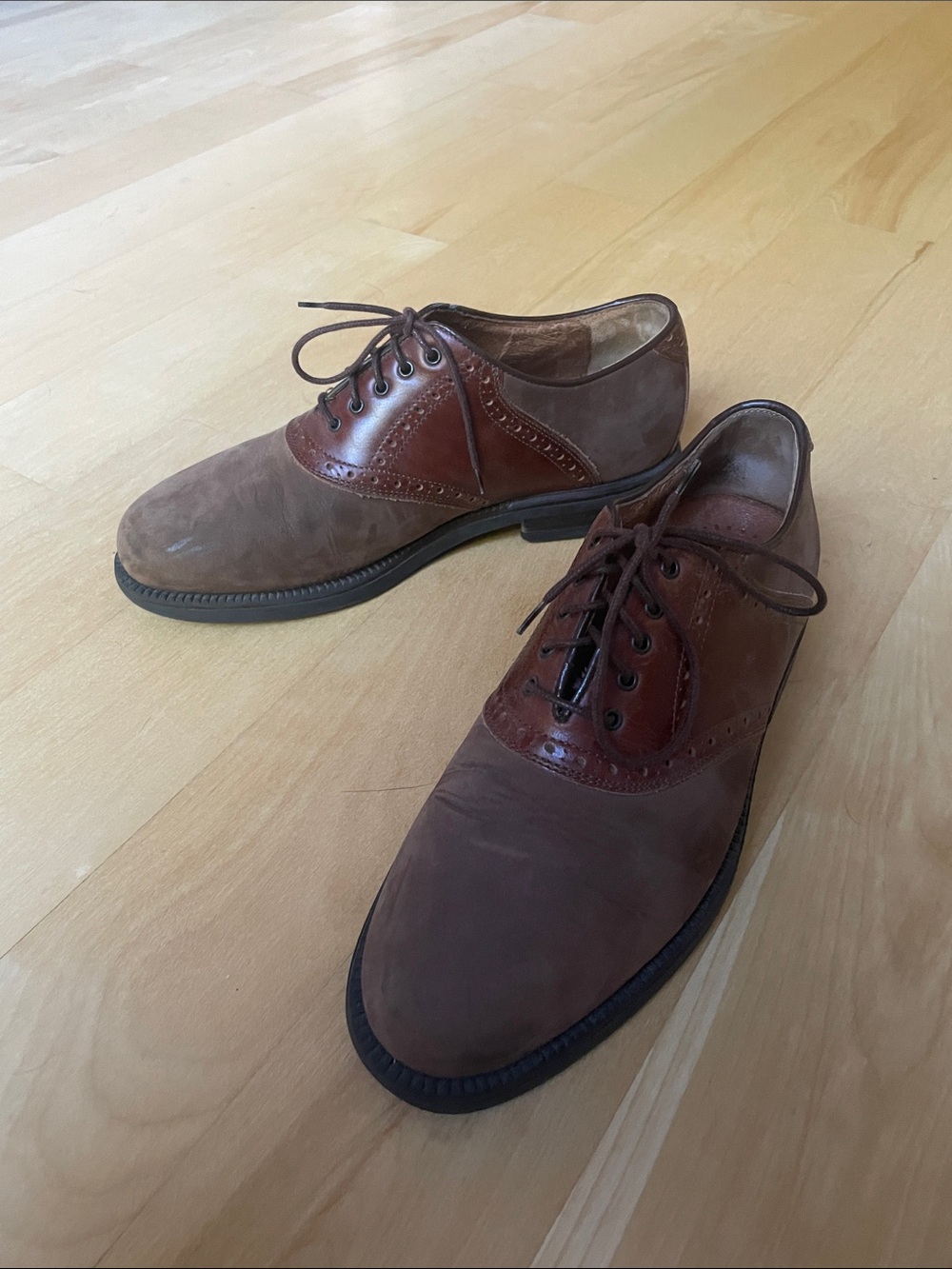 Johnson & Murphy Passport saddle shoes, 8.5 men’s